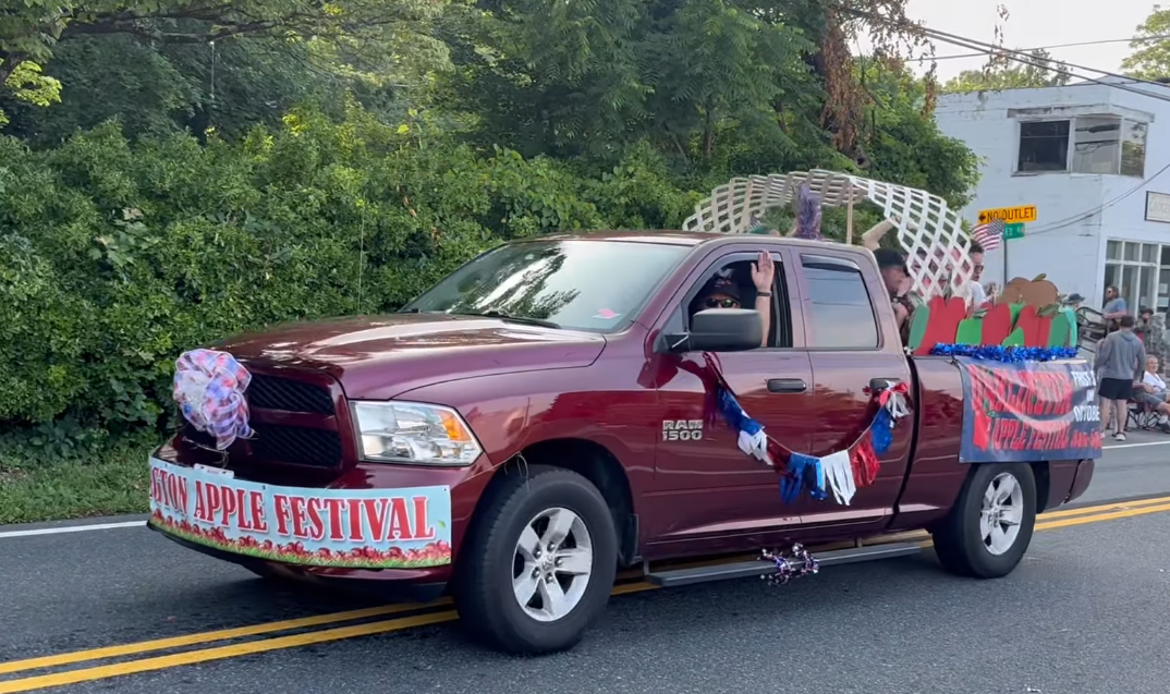 Parade Photo